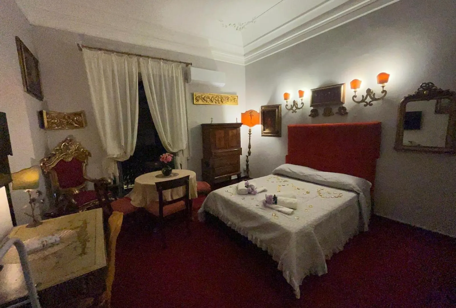 La Dimora Dell'Imperatore Catania Apartment