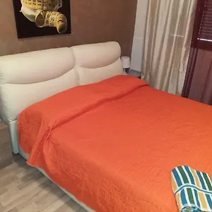 Bed&fly Near Airport Fontanarossa Bagno Privato In לינה וארוחת בוקר